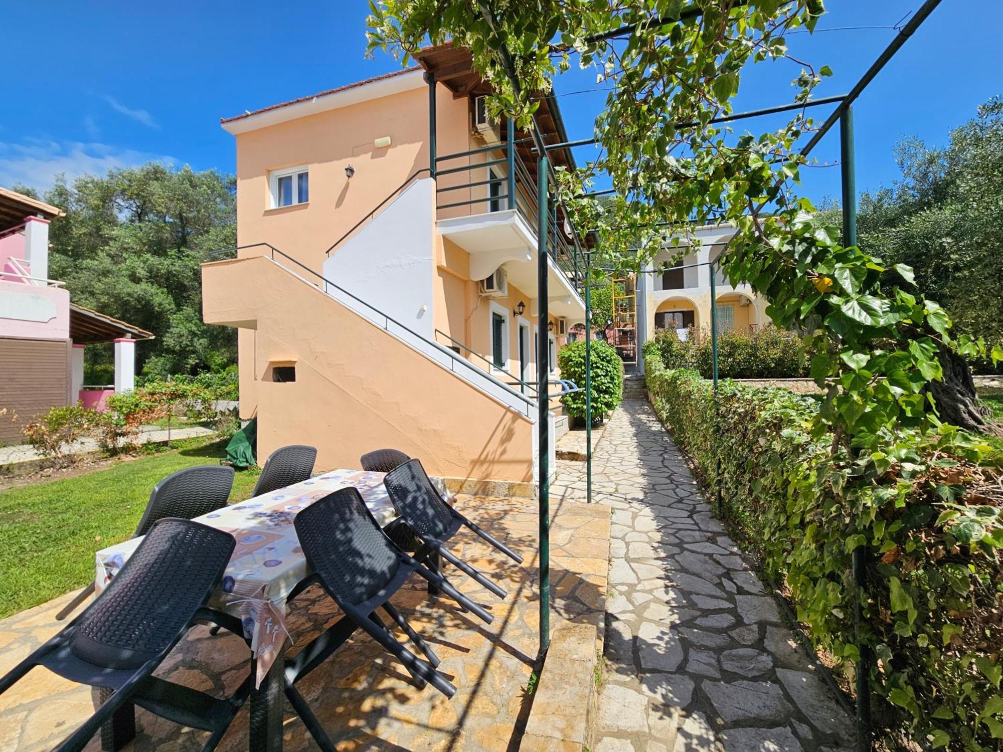 Lora Studios Ypsos Exterior foto